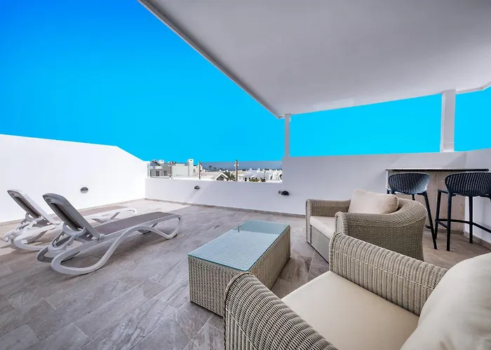 Serenity - By Lanzarote 普拉亚布兰卡