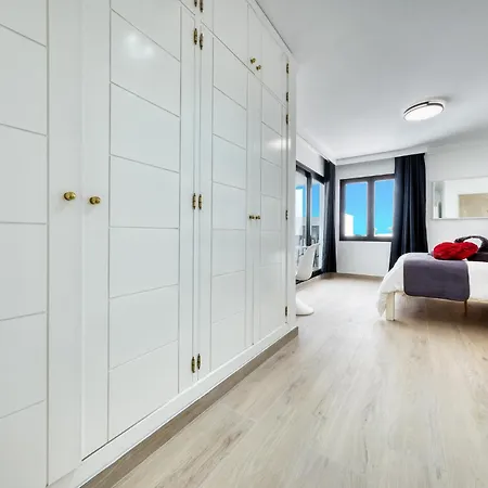 Serenity - By Lanzarote 度假居